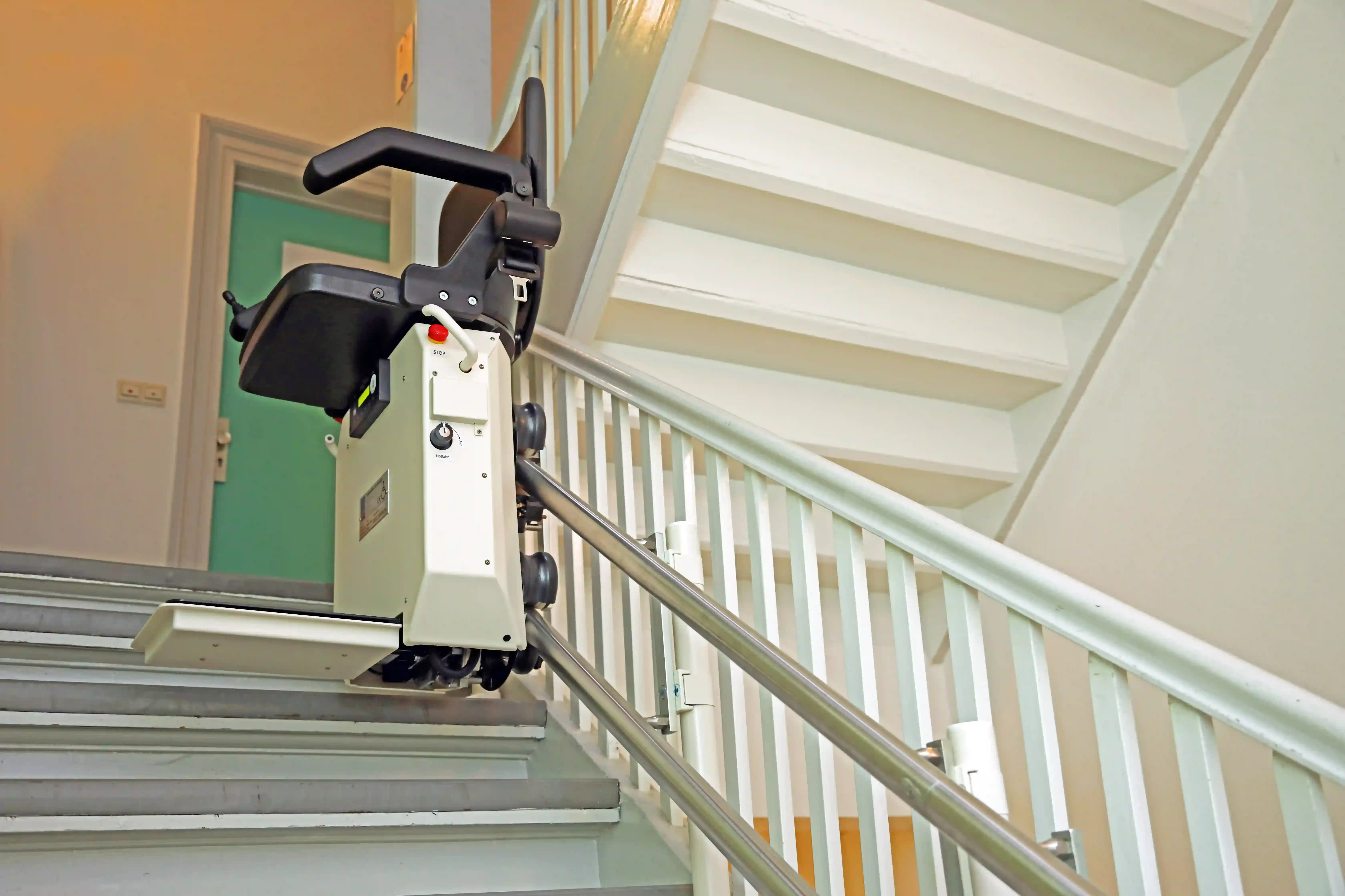 Image installateur monte escalier 5 monte escalier alpes maritimes