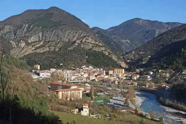Monte Escalier Alpes-Maritimes Installateur monte escalier Puget-Théniers