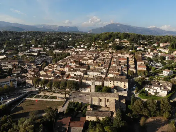 Monte Escalier Alpes-Maritimes Installateur monte escalier Valbonne